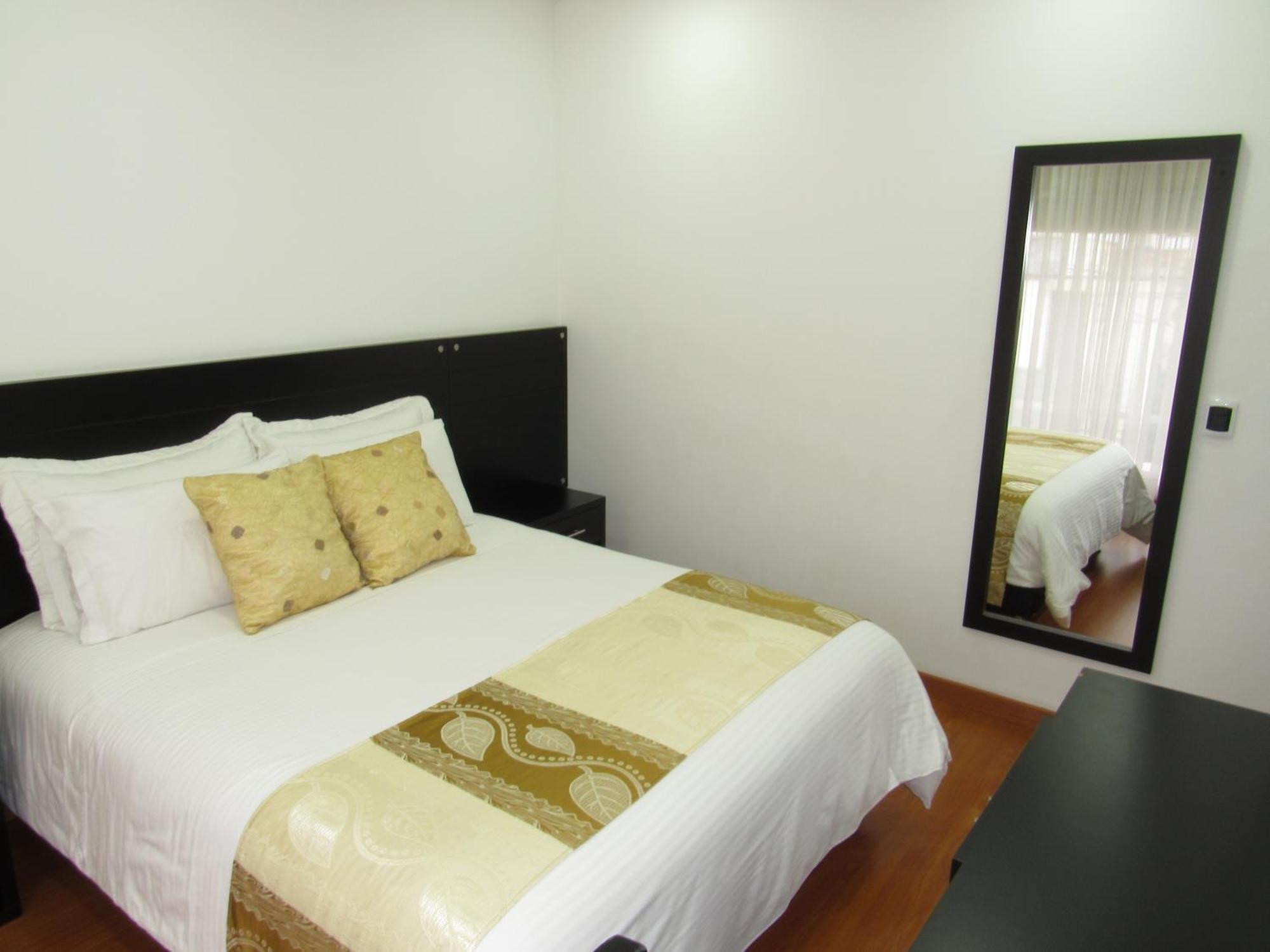 Hotel Palermo Suite باستو المظهر الخارجي الصورة